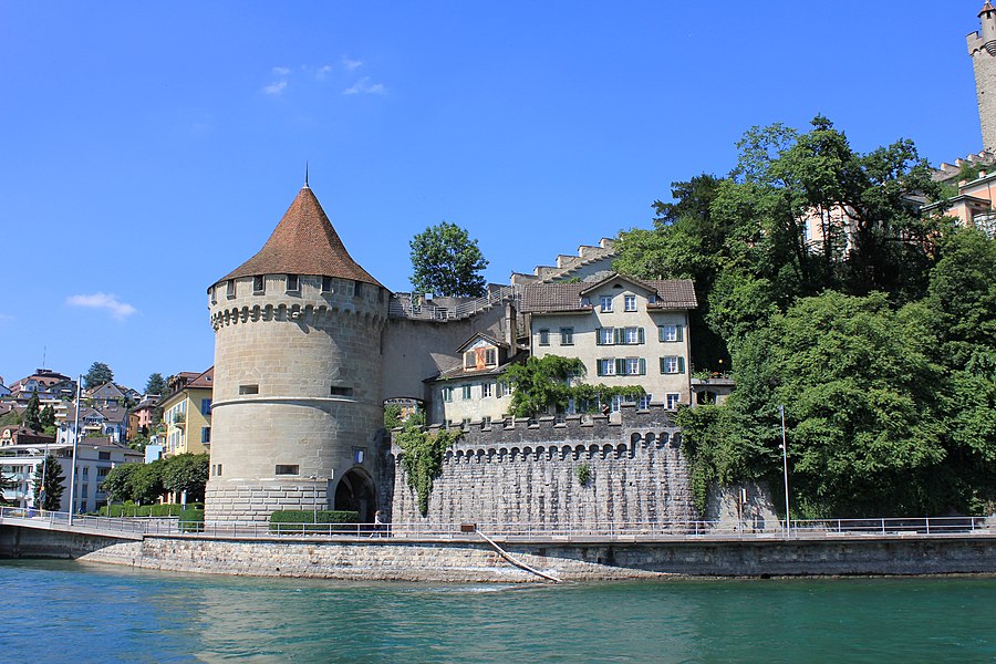 Teen girls Luzern