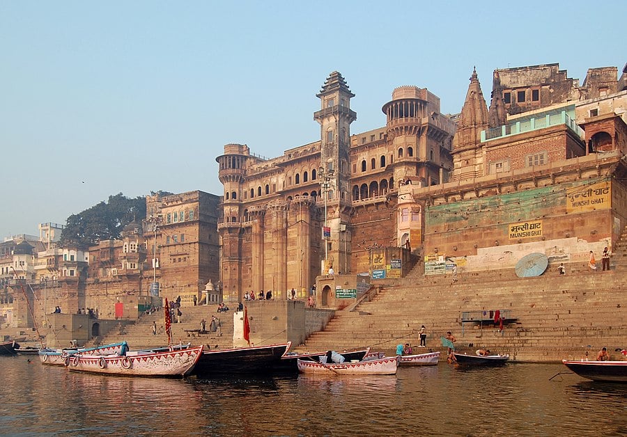 Flights Varanasi – Baia Mare
