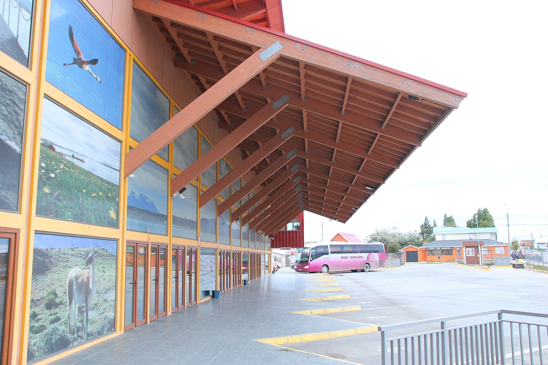 Terminal de buses de Puerto Natales