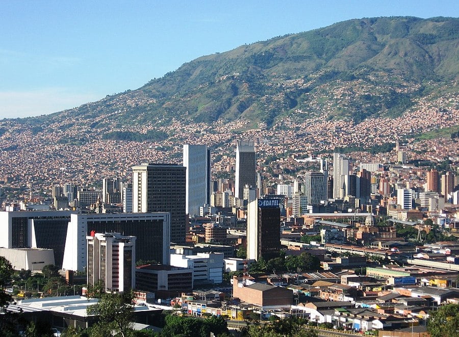 Faking sex in Medellín